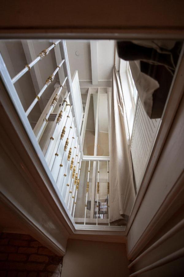 Erfgoed City House Grande Madame Agaath ลีวาร์เดิน ภายนอก รูปภาพ
