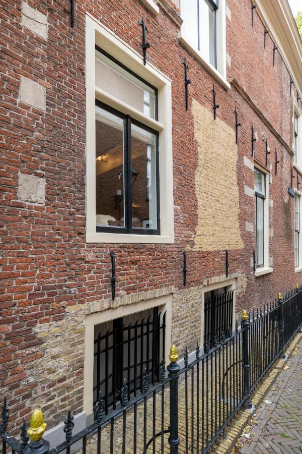 Erfgoed City House Grande Madame Agaath ลีวาร์เดิน ภายนอก รูปภาพ